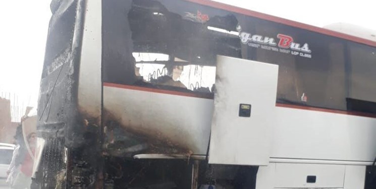 آتش‌سوزی اتوبوس در محور میامی- سبزوار/ تنها مصدوم حادثه درمان شد
